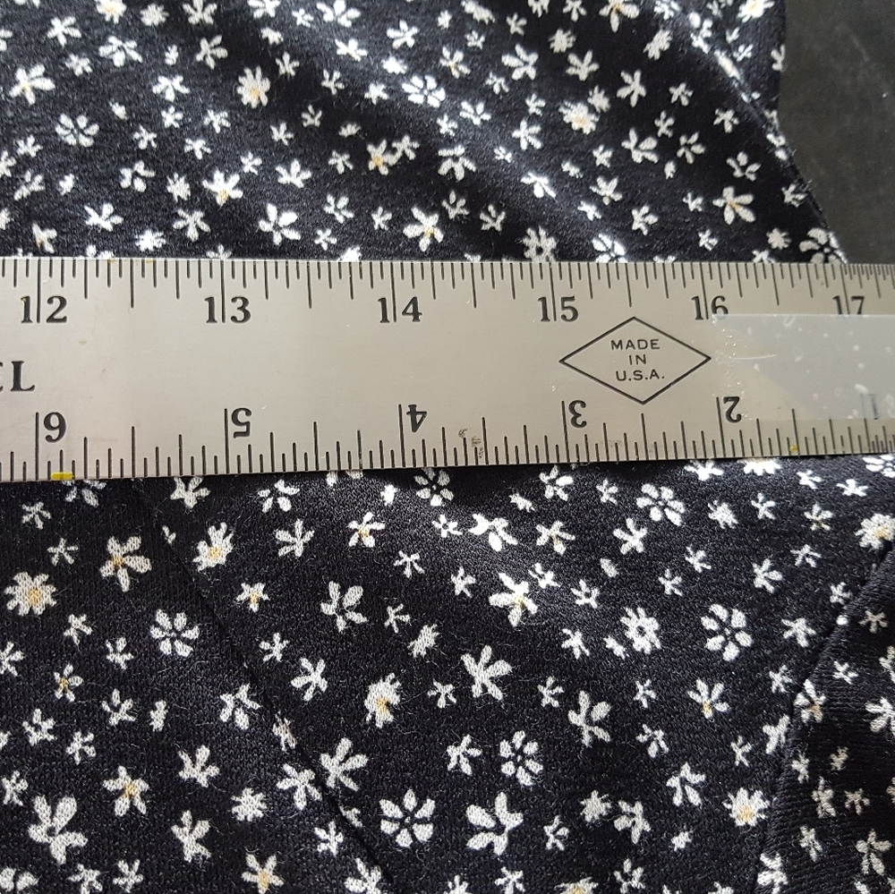Dress - Picture 5 of 7